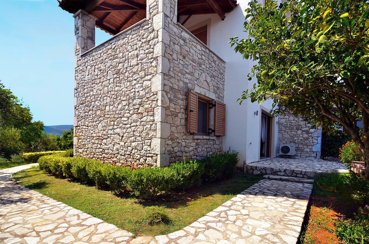 Stone Tower Retreat, Oasis Of Peace Apartamento Aristomenis Exterior foto