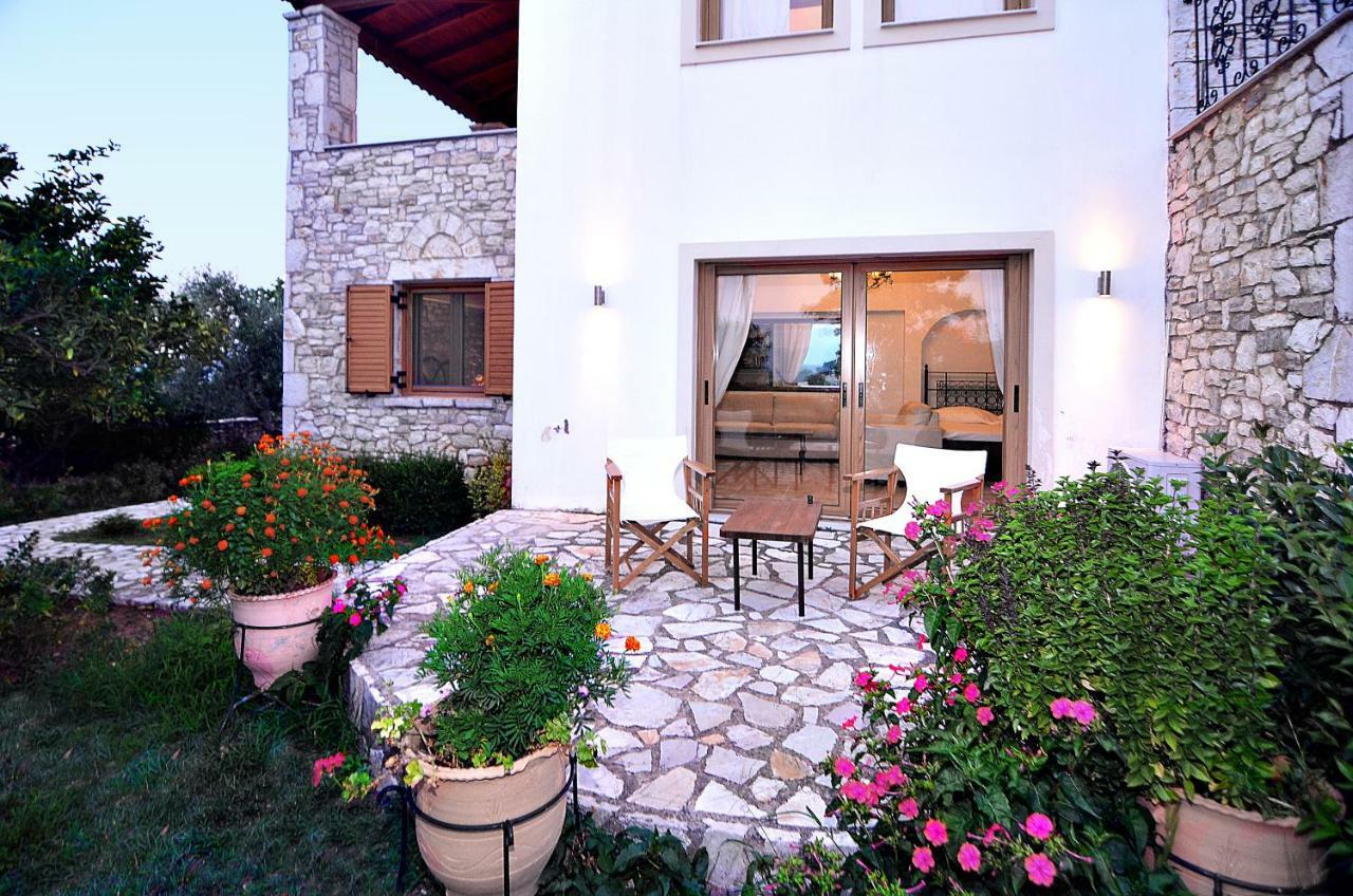 Stone Tower Retreat, Oasis Of Peace Apartamento Aristomenis Exterior foto